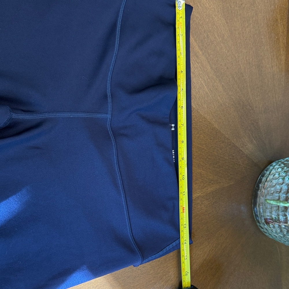 Under Armour Women’s Blue Crop Leggings - Picture 3 of 5